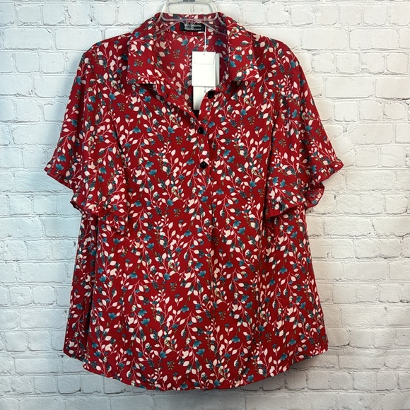 BloomChic Red Floral Ruffle Sleeve Button Top Plus Size 1X - Picture 2 of 7